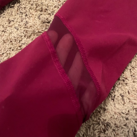 Old Navy Leggings - Go Dry activewear, size M - Picture 3 of 6